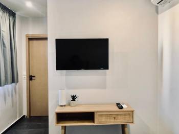 Navitas House11
