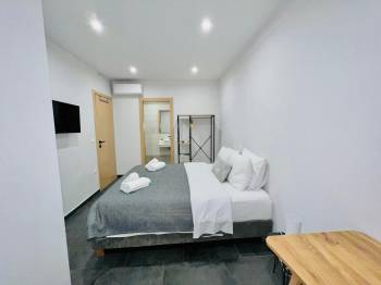 Navitas House13